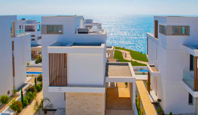 Rosemarine Beachfront Residences by Aristos - Photo 4