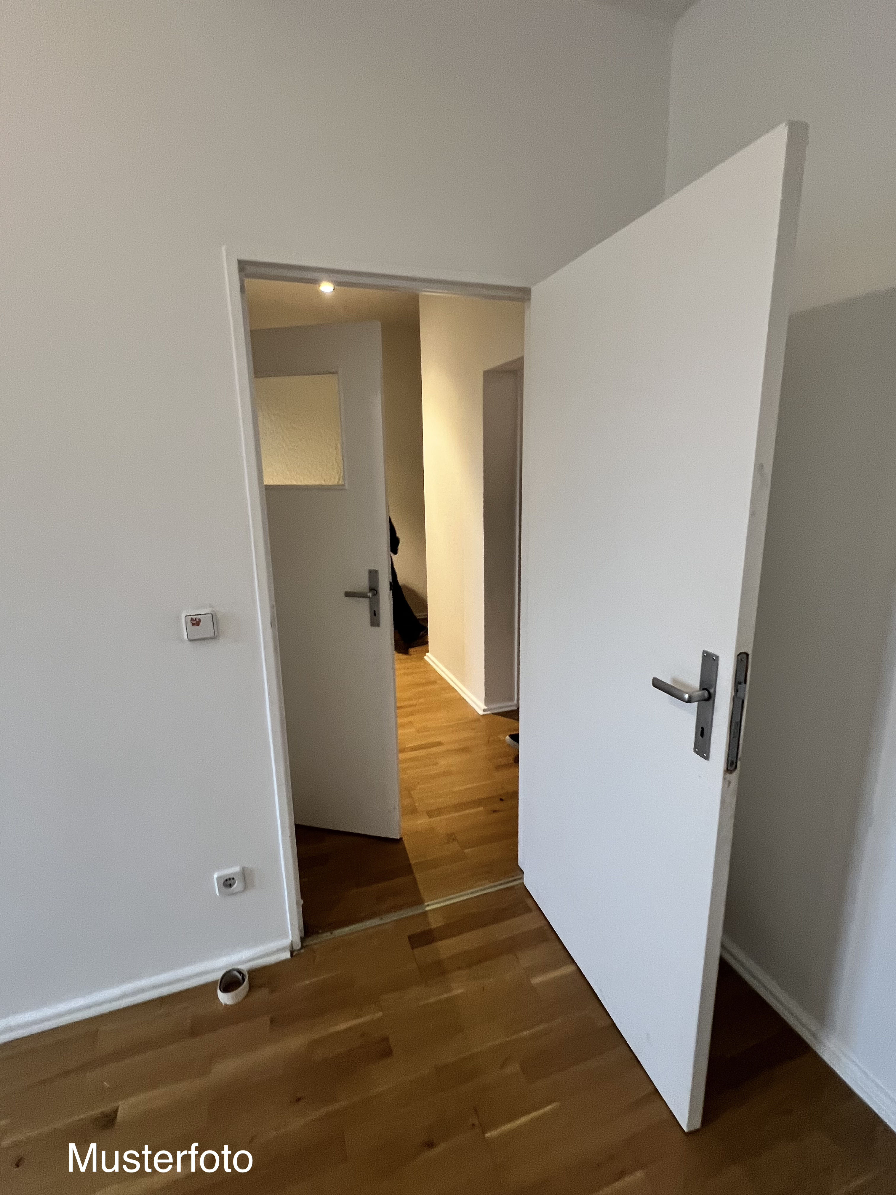 Charming 3-room apartment with balcony on the 1st floor in the popular Berlin district of Moabit - Photo 5