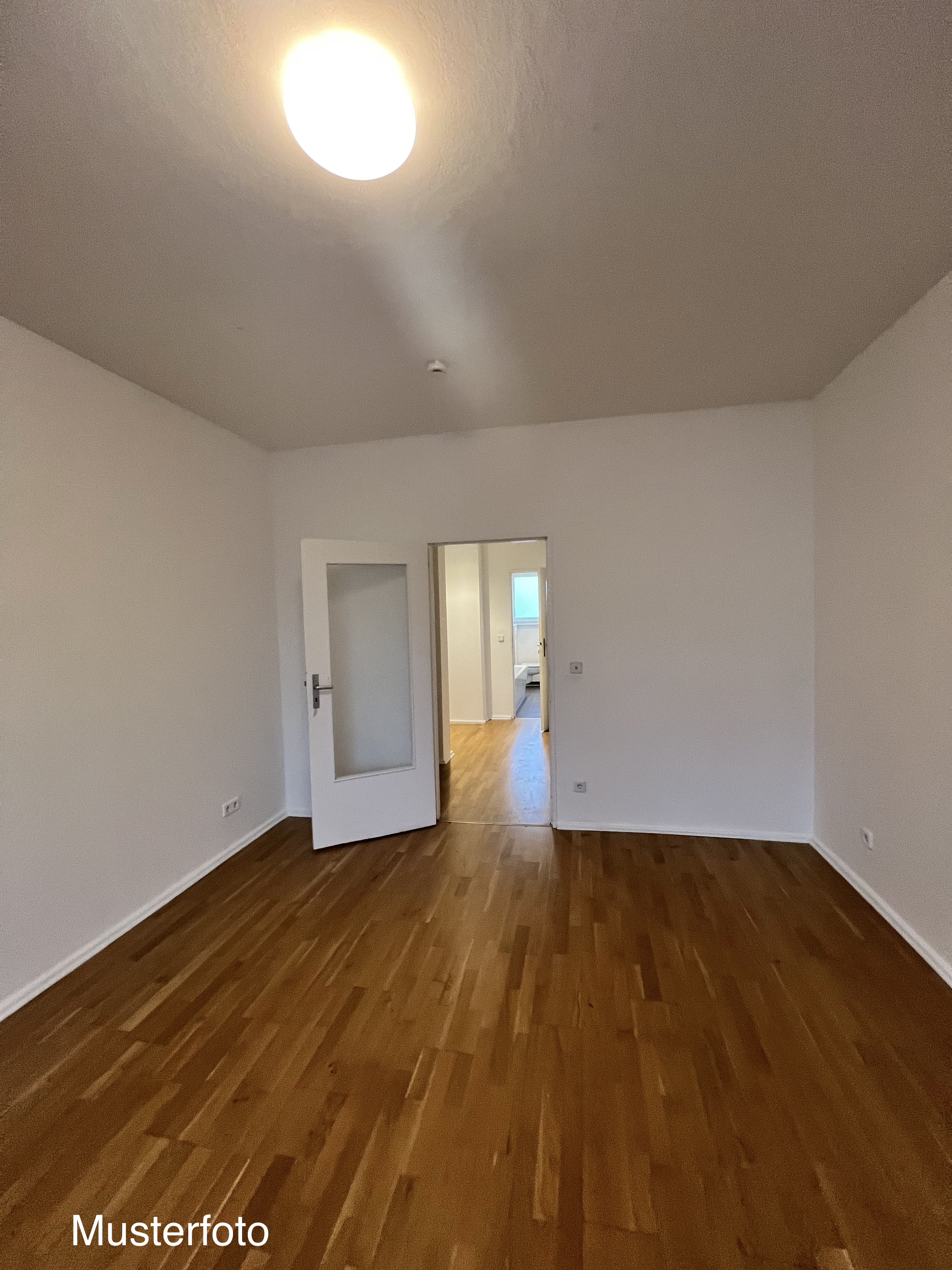 Charming 3-room apartment with balcony on the 1st floor in the popular Berlin district of Moabit - Photo 12