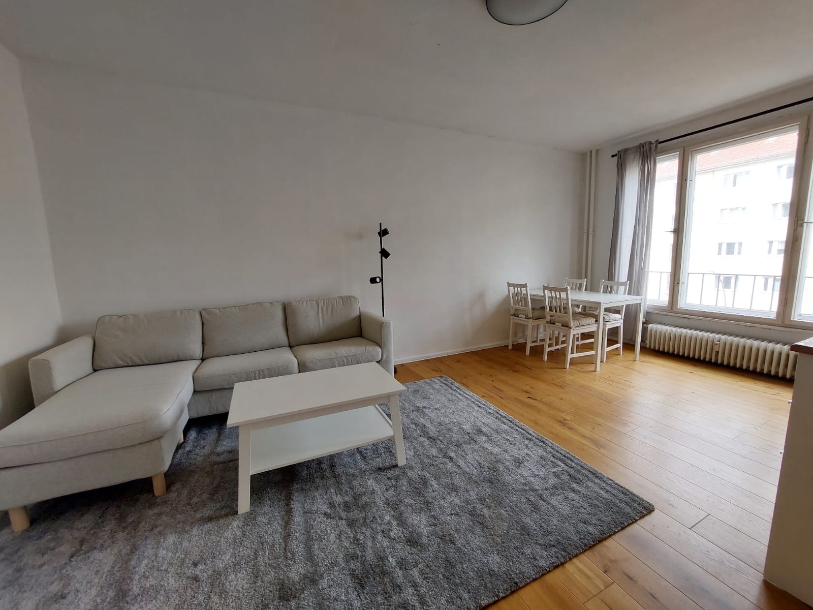2-Room Altbau Apartment near Savignyplatz, Charlottenburg - Video