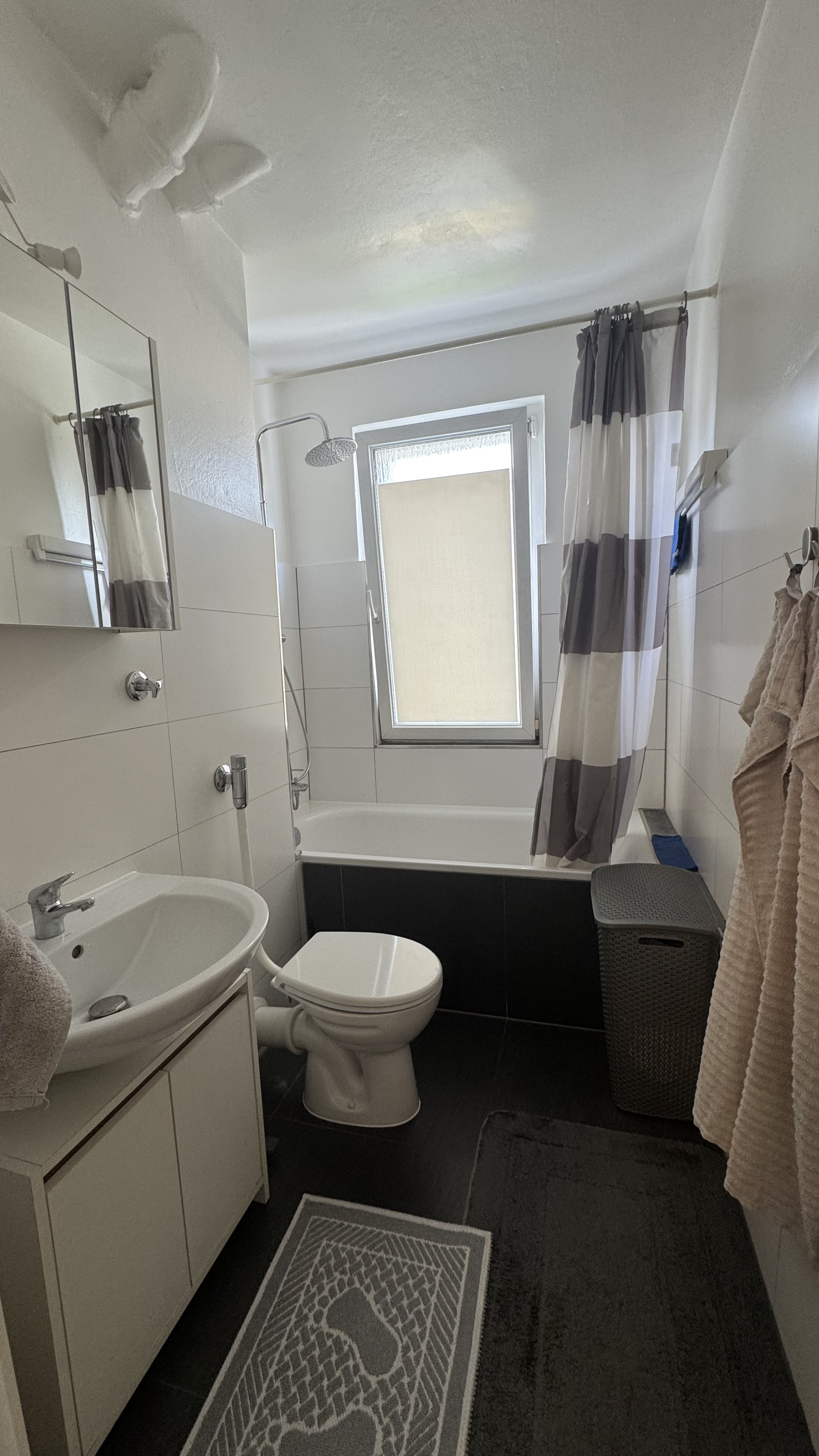 2-room apartment in the heart of Charlottenburg! Owner-occupancy possible! - Photo 7