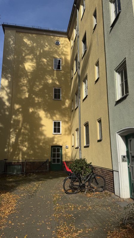2-room apartment near Charlottenburg Palace, self-occupancy possible