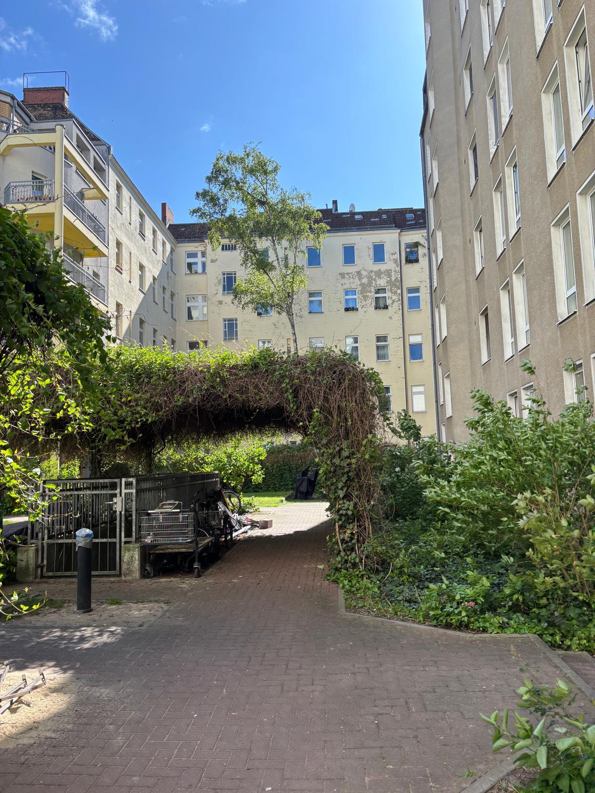 3-room apartment in Moabit with balcony, owner-occupancy possible - Photo 6