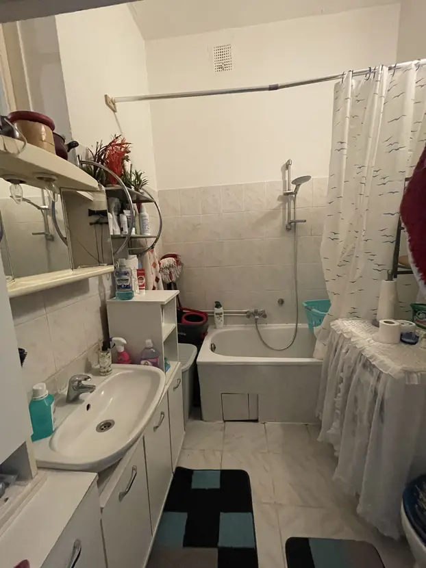 3-room apartment in the center of Schöneberg * Available for owner occupancy from 2028 - Photo 4