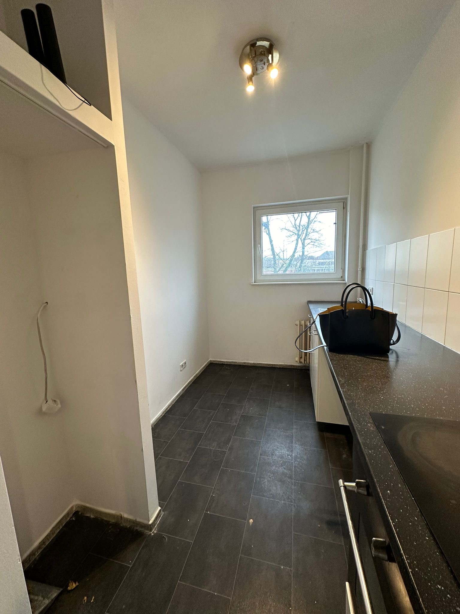 3 rooms apartment with balcony and elevator in Moabit, EMPTY! - Photo 3