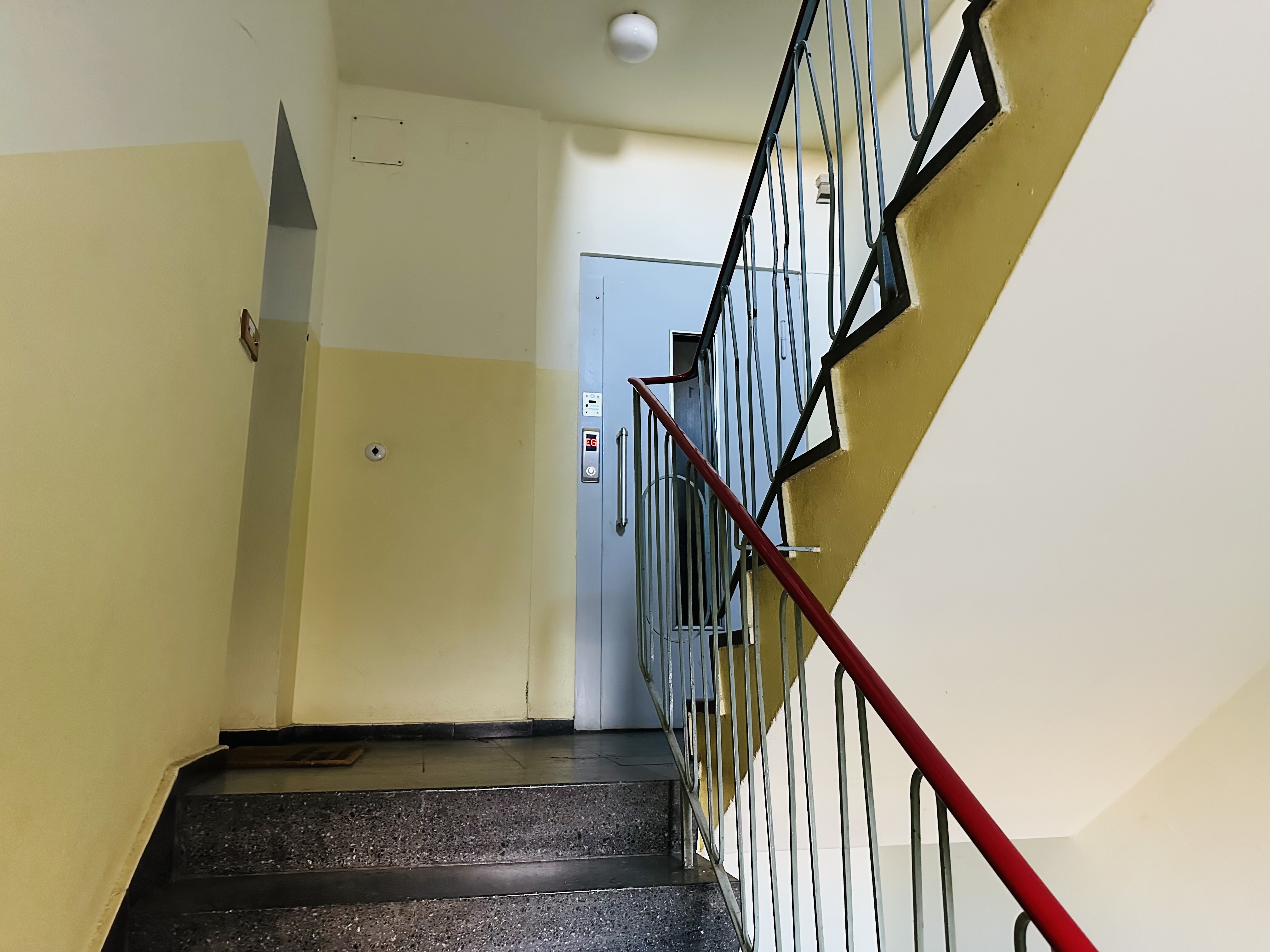 3-room apartment on the first floor in a central location in Moabit - ideal for owner-occupation - Photo 8