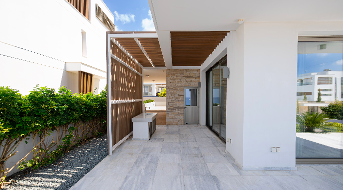 4-Bedrooms Villa - Rosemarine Beachfront Residences by Aristos - Photo 5