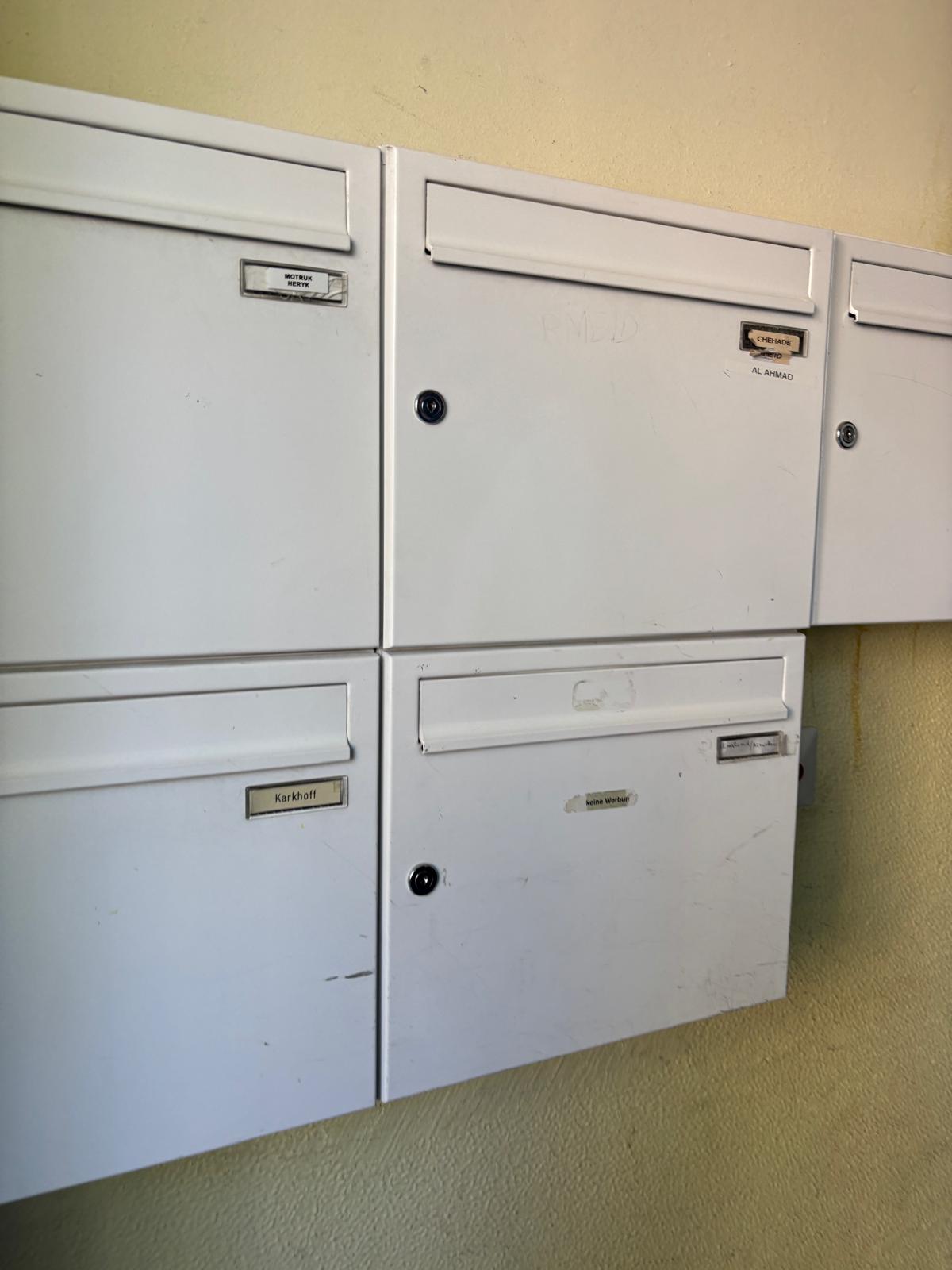 Attractive 3-Room Apartment with Balcony & Elevator – Ready for Self-Use (Berlin-Moabit) - Photo 8