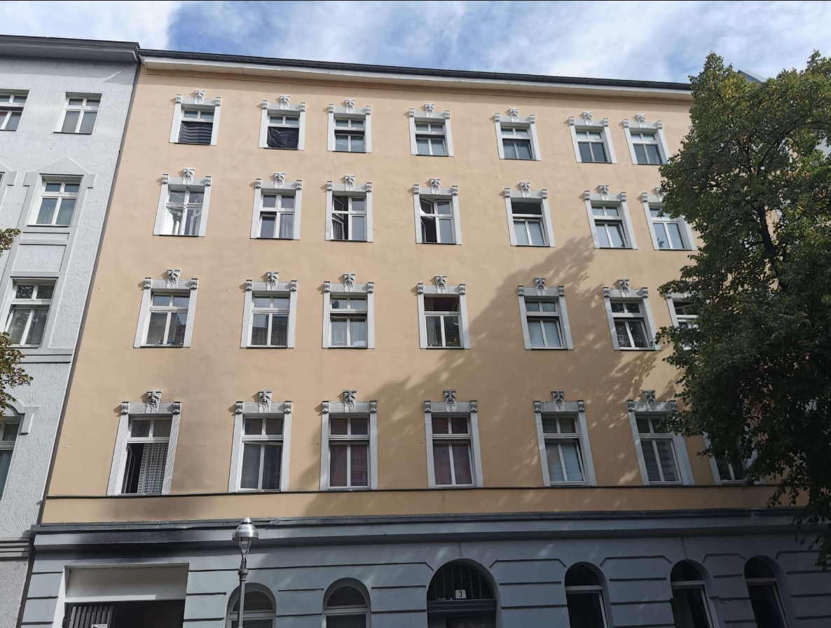 Attractive 5-Room Apartment in Spandau – Top Investment Opportunity - Photo 3