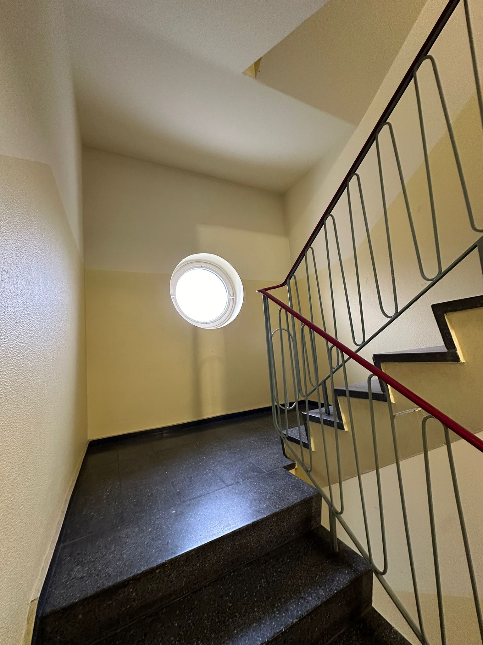 Attractive 3-room apartment with balcony, elevator in Berlin-Moabit, owner-occupancy possible - Photo 7