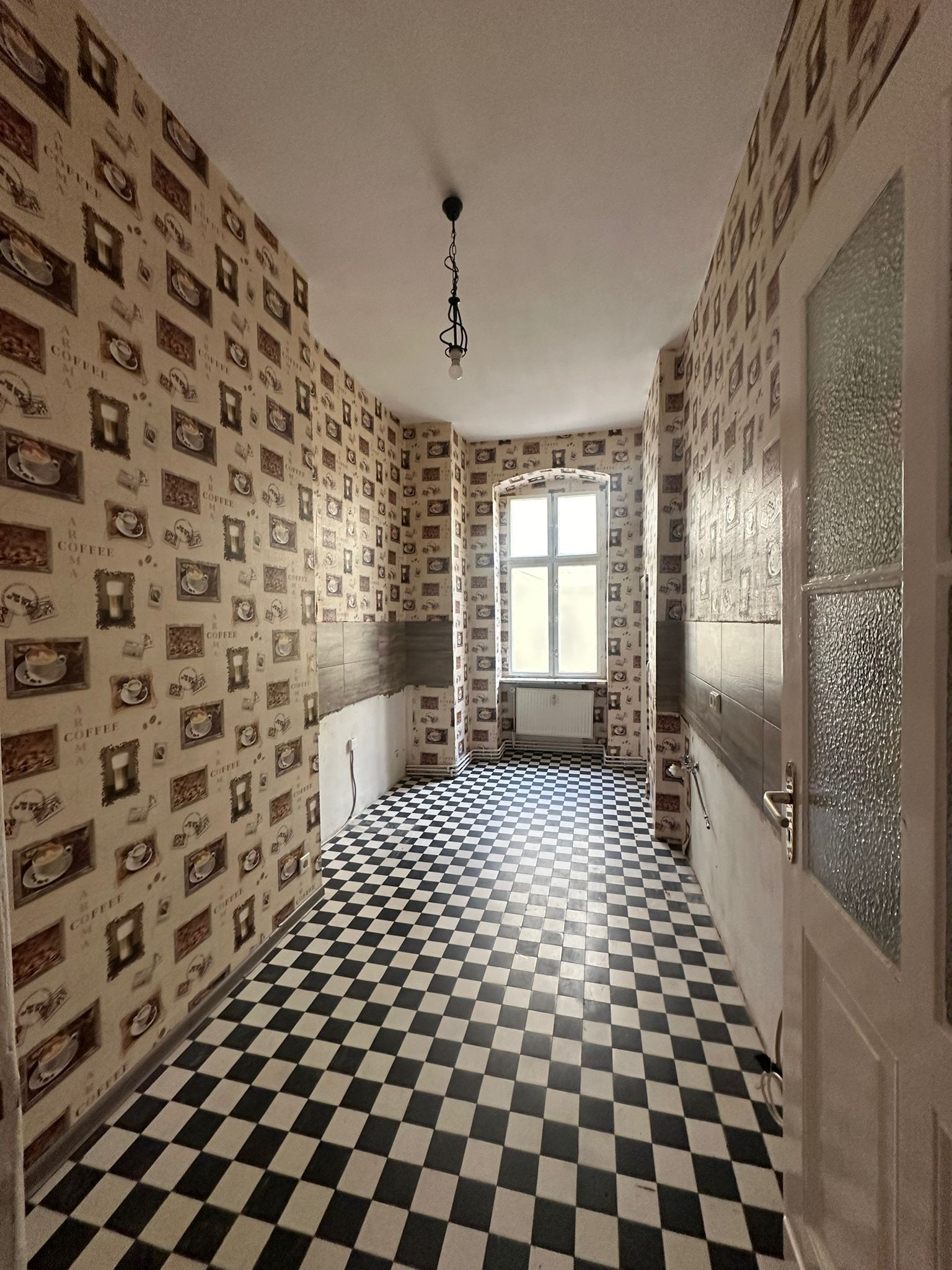 Available - Spacious 4-room apartment in Moabit - Photo 2