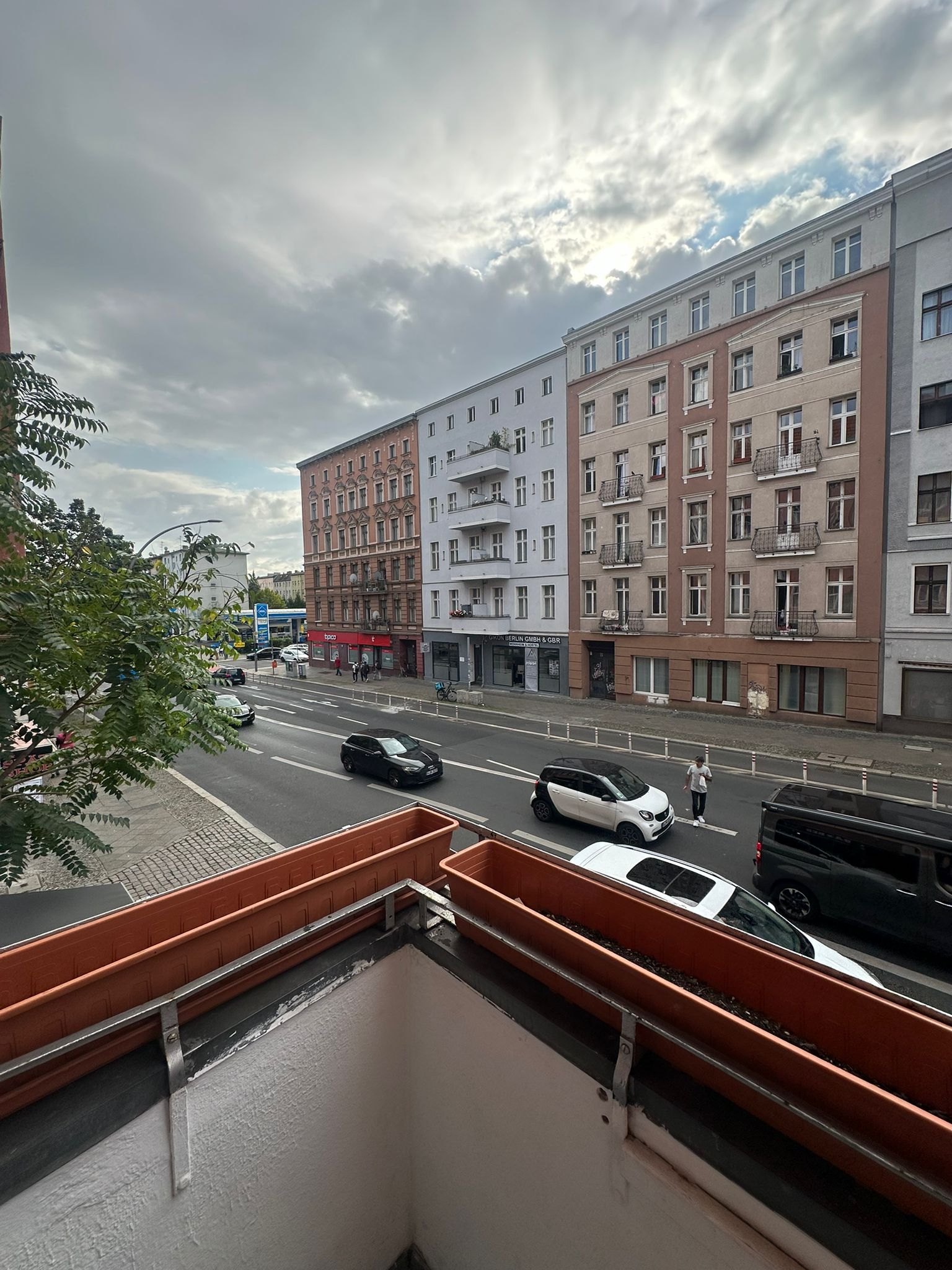 Available - Spacious 4-room apartment in Moabit - Photo 8