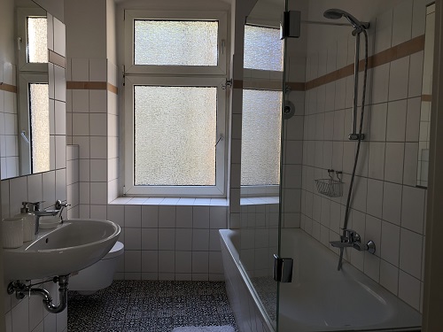 Ready-to-occupy apartment in an old building with charm in the popular Stephankiez - 3 rooms, flooded with light - Photo 2