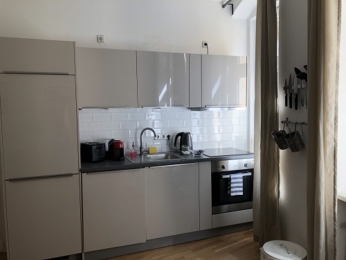 Ready-to-occupy apartment in an old building with charm in the popular Stephankiez - 3 rooms, flooded with light - Photo 3