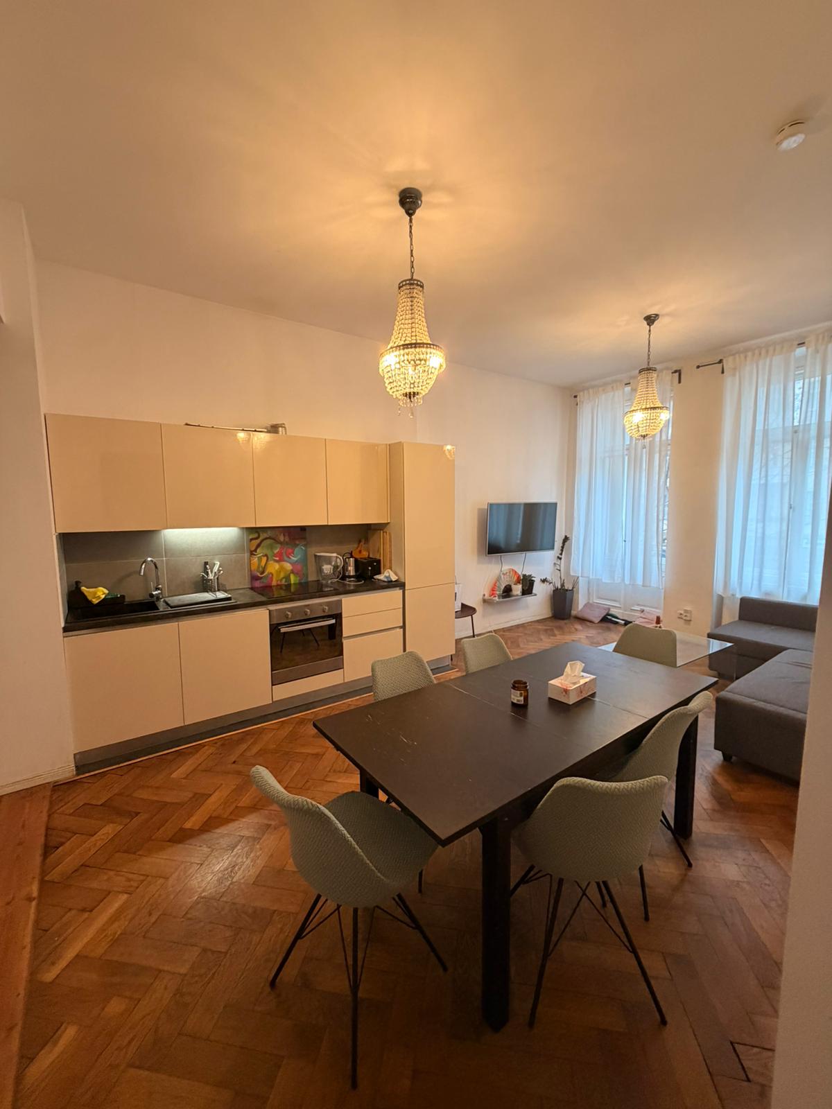 Charmante 4-Zimmer-Altbauwohnung mit Loggia in Moabit Bezugsfreie - Photo 11