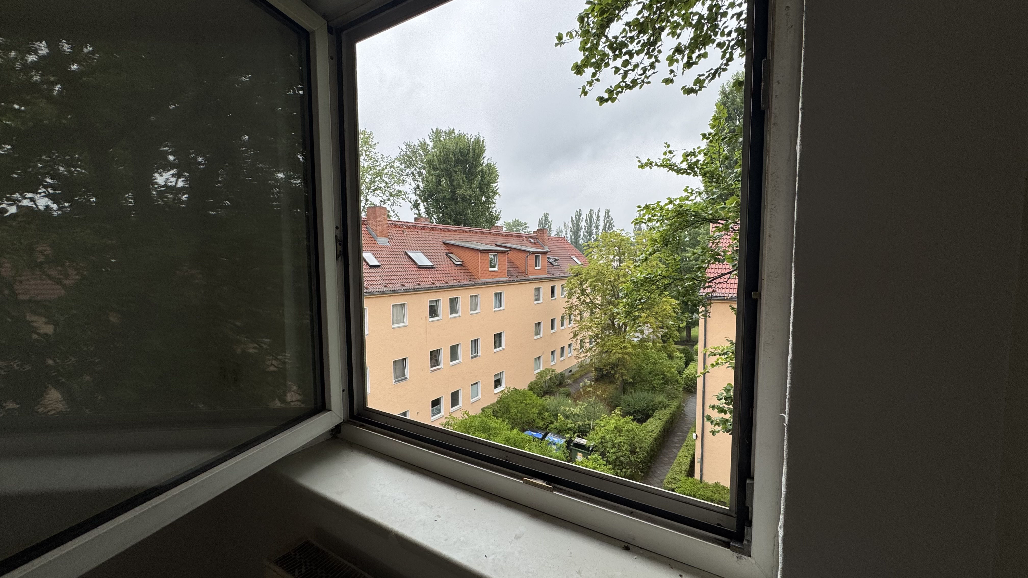 Charmante Dachgeschosswohnung in Berlin-Reinickendorf BEZUGSFREI! - Photo 8