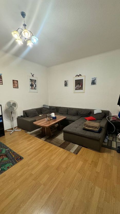 Charming 1-Room Altbau Apartment with Balcony near Schäfersee - Photo 2