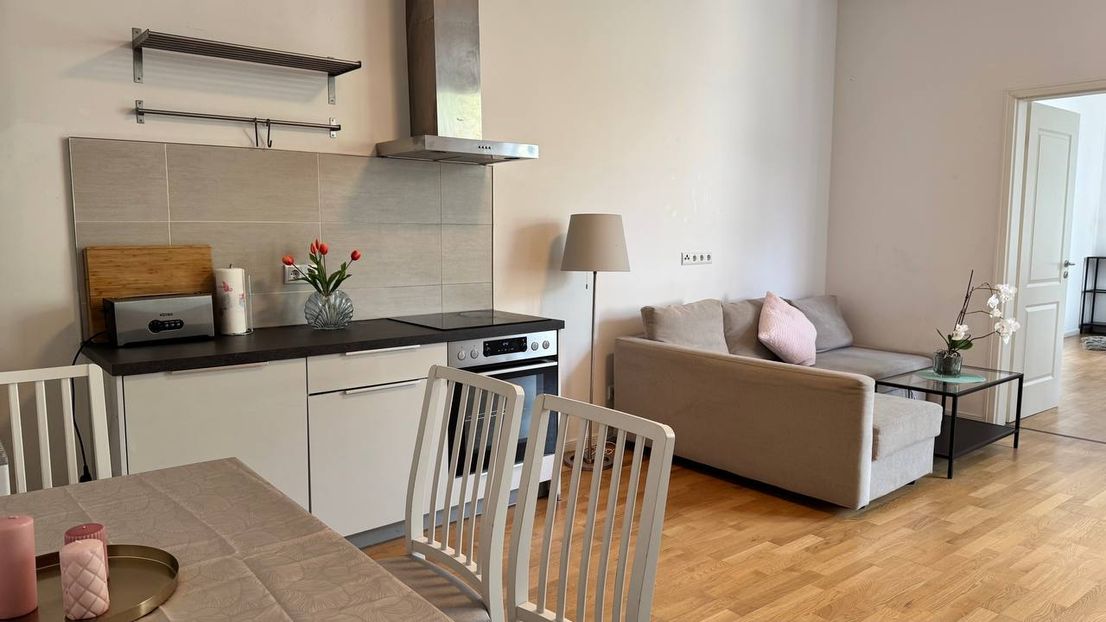 Expansive 6-Room Apartment in the Heart of Kreuzberg