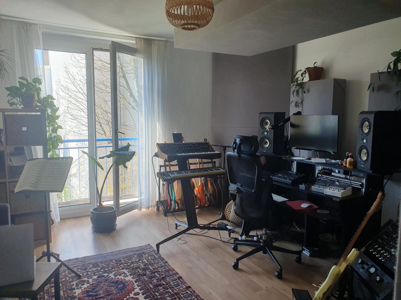 Geräumige 3-Zimmer-Wohnung in Kanalnähe in Neukölln, ab sofort bezugsfertig - Photo 2