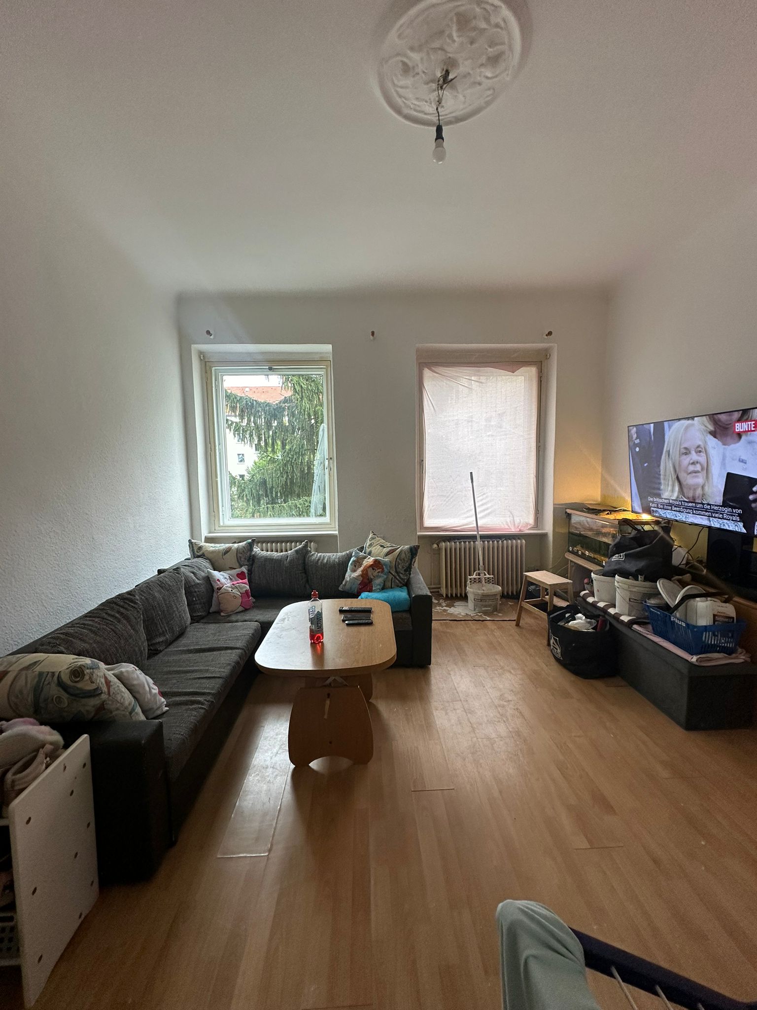 Bright 2-room apartment with potential in a quiet location in Neukölln, owner-occupancy possible - Photo 2