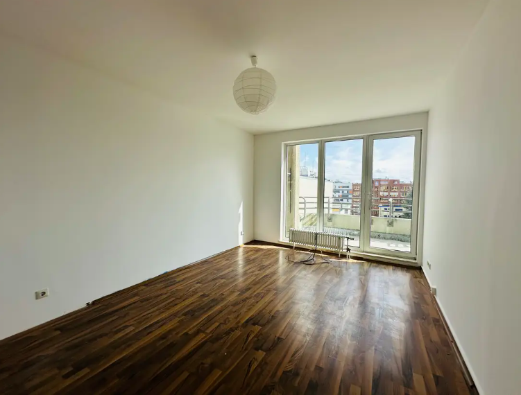 Bright apartment on the 3rd floor with elevator in Moabit - ideal for owner-occupancy - Photo 3