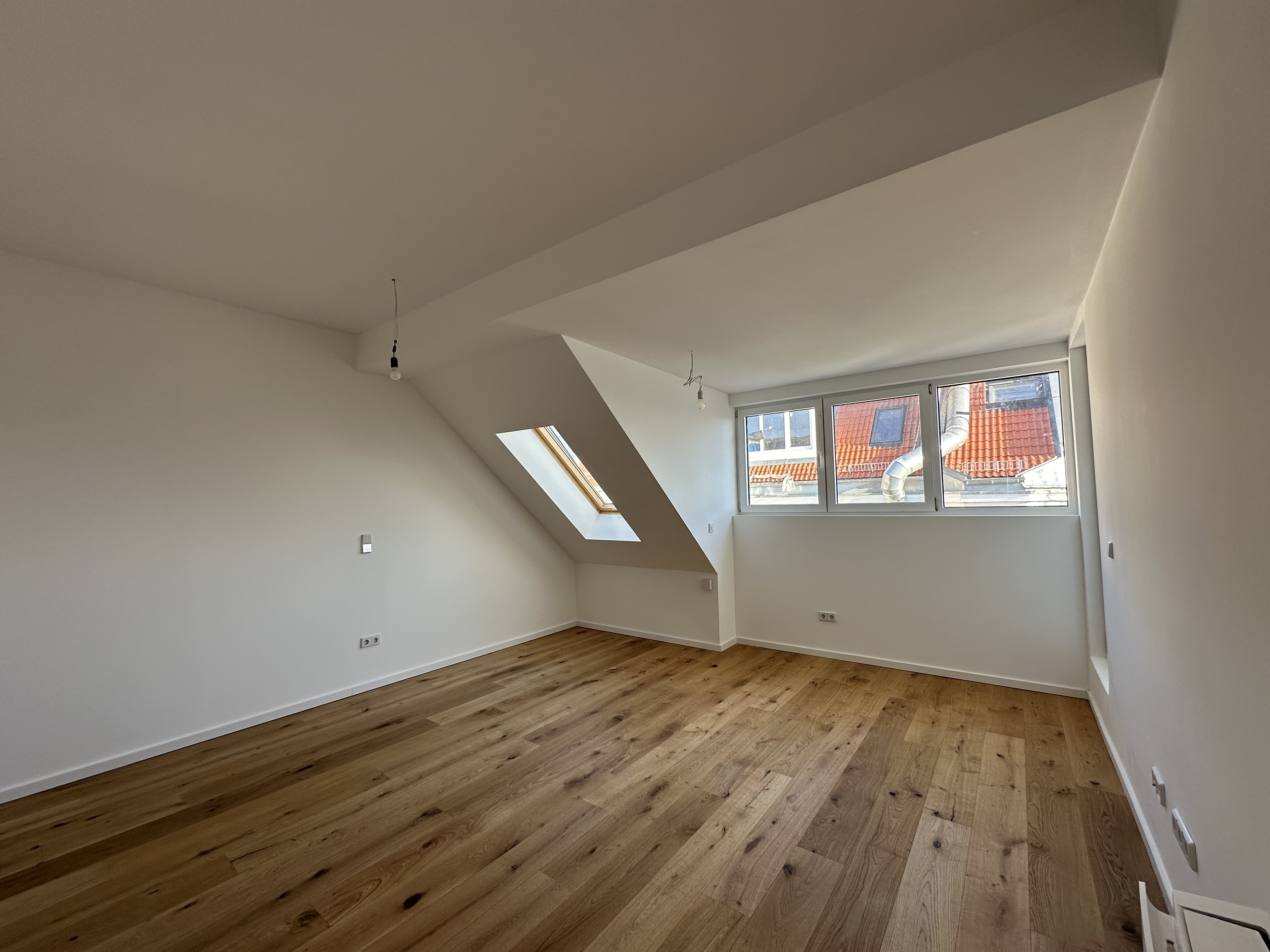 Neubau-Dachgeschosswohnung mit Terrasse & Aufzug | 2 Zimmer | 44 m² | Moabit - Photo 2