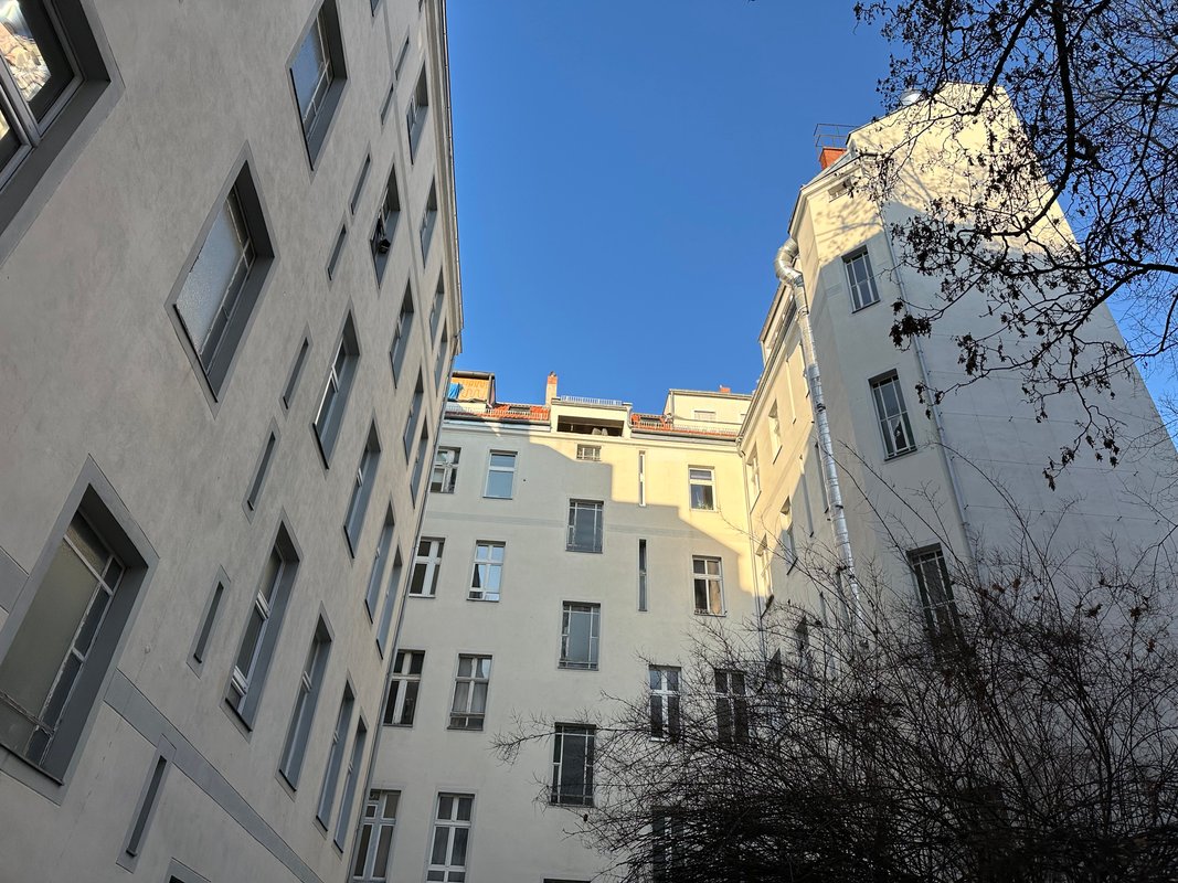 Neubau-Dachgeschosswohnung mit Terrasse & Aufzug | 2 Zimmer | 44 m² | Moabit - Photo 9