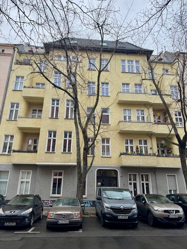 Rented studio with balcony in quiet courtyard – no blocking period! - Photo 10