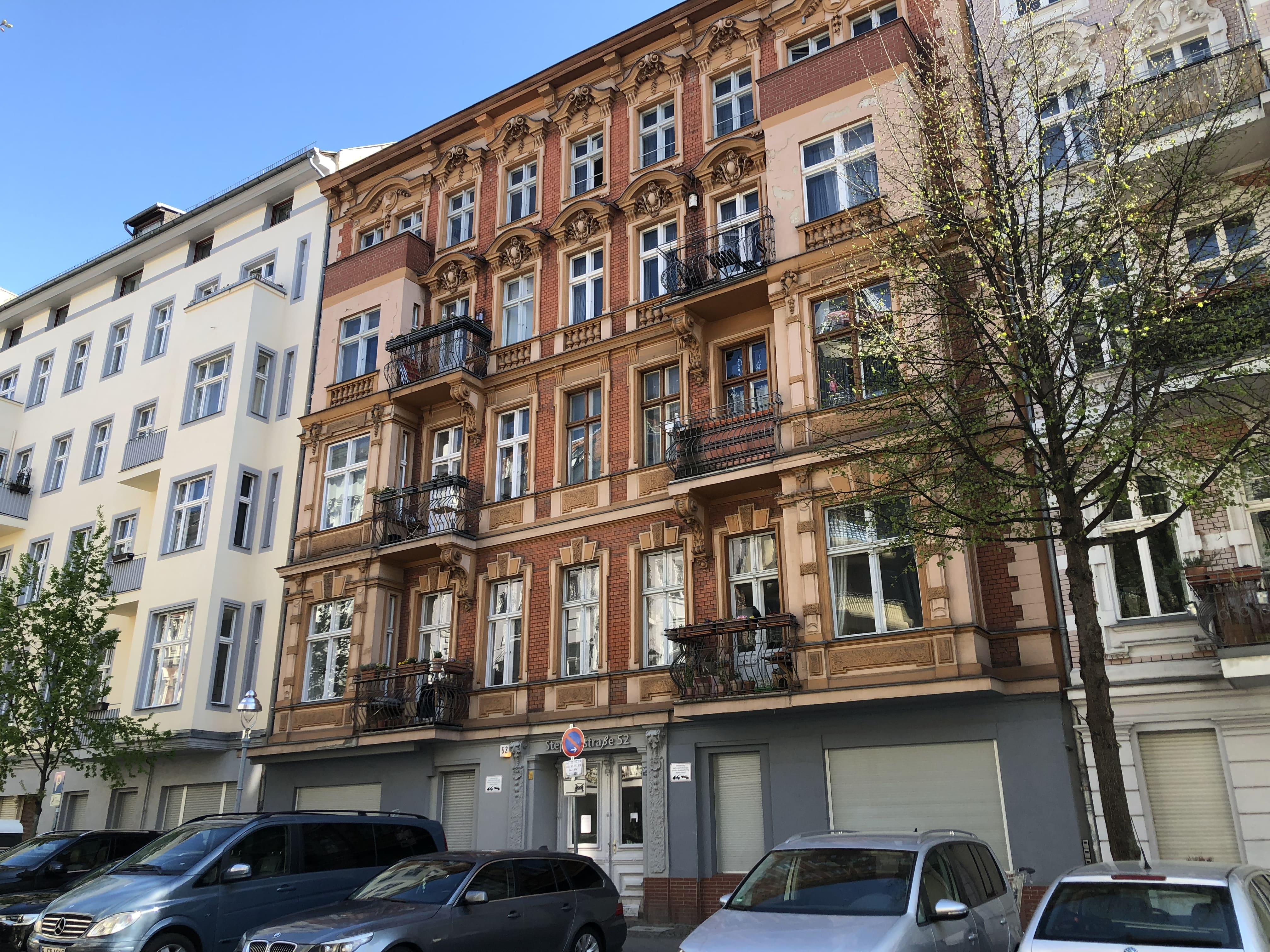 Spacious 2-Room Apartment – Stephanstraße, Moabit