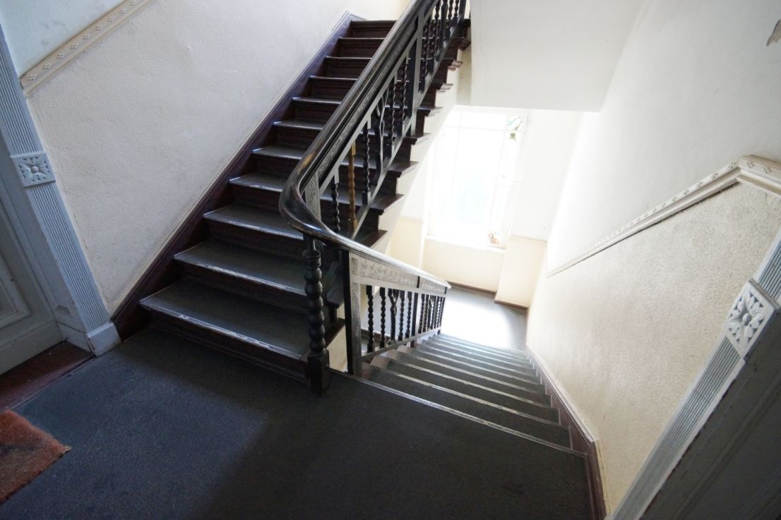 Top cut 3-room apartment *own use from 2029* - Photo 6